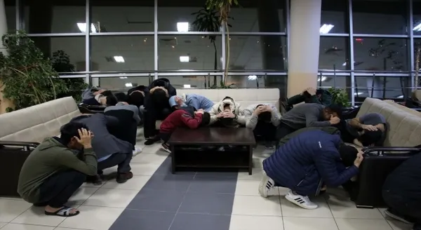 1668200401732.jpg Gözler saat 18.57'de! Türkiye'de 81 ilde dev deprem tatbikatı! Telefonlara o mesaj gelecek... Deprem anında ne yapmalı? AFAD Başkanı açıkladı - 12