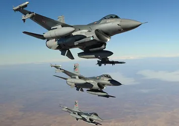 Son dakika: Kuzey Irak'a hava harekatı