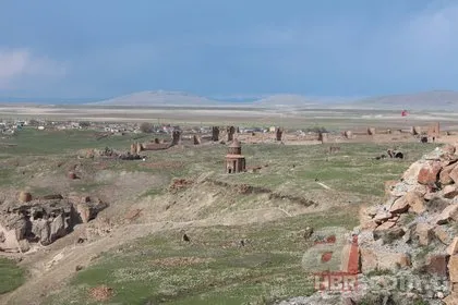 UNESCO Dünya Mirası Listesi’nde! Ani Ören Yerine ziyaretçi akını