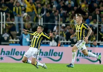 Fenerbahçe, Galatasaray'ı devirdi