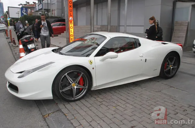 Ünlülerin otomobilleri 14