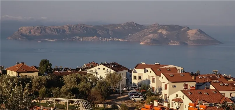 Türk vatandaşlarına 1 yıl kapıda vize! 15 gün ile sınırlıydı! O ülke ile mutabakat sağlanmak üzere...
