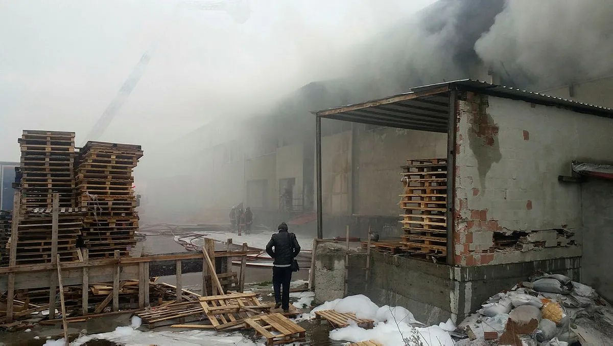 Hadımköy'de büyük yangın