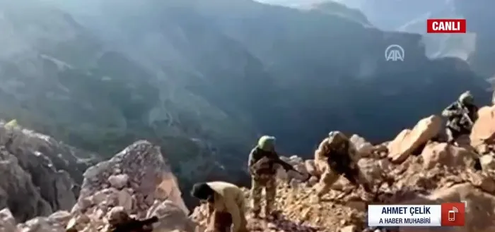 Son dakika: Mehmetçik'ten Avaşin'de nokta operasyonu: Mağarada saklanan 4 PKK'lı teslim oldu - 3