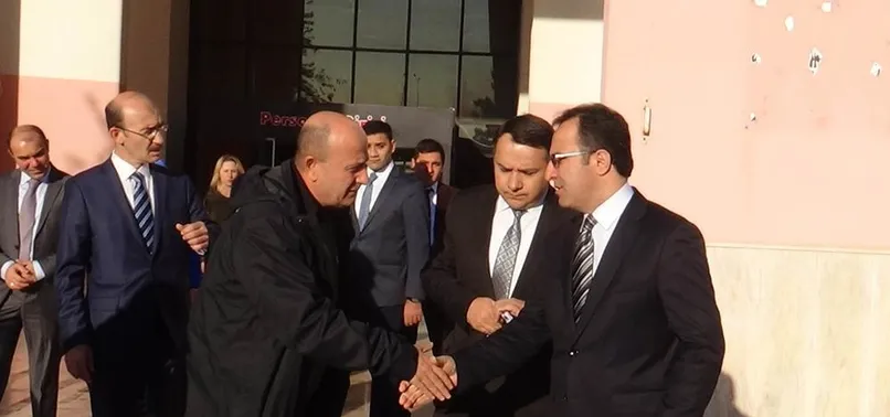Zekai Aksakallı yaralı askerleri ziyaret etti