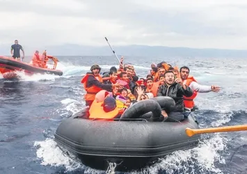 Fetösever komşu!