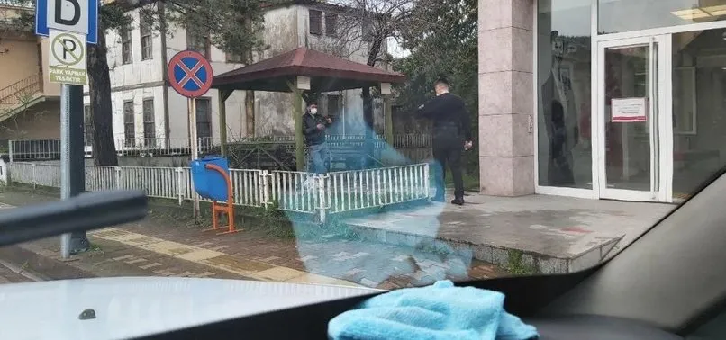 Karantinada olması gerekirken bankaya para çekmeye geldi