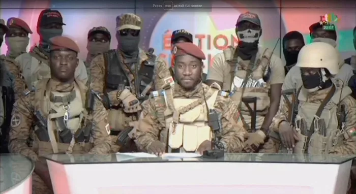 Burkina Faso’da darbe! Ordu iktidara el koydu