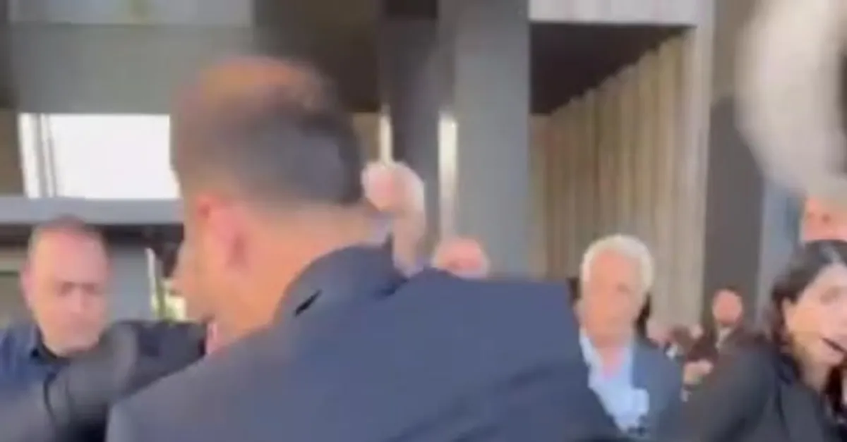 Özgür Özel'e tokatlı saldırı