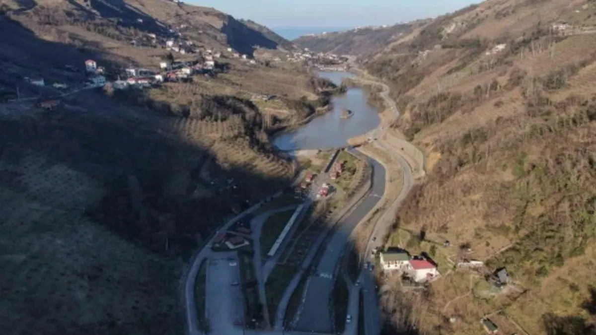 Balçık temizleme çalışmasında sona gelindi: Sera gölünün berrraklaşması bekleniyor