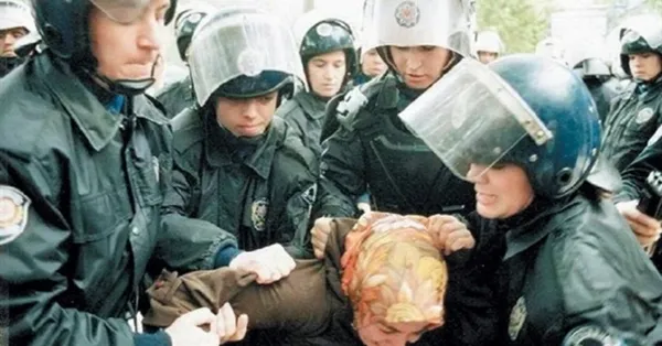 Unutulmayan gün: 28 Şubat darbesi! O tanklar milletin hayallerini ezdi