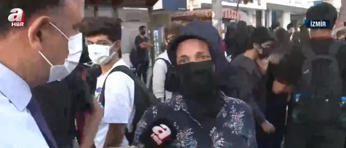 İzmir’de duraklarda yoğunluk! Otobüsler yetersiz kaldı öğrenciler okula yetişemedi - 1