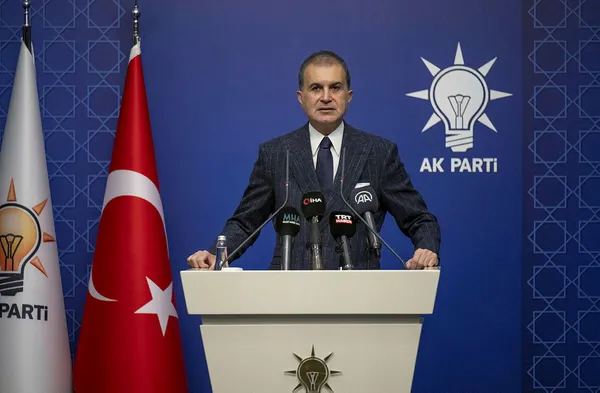 son-dakika-ak-parti-mkyk-baskan-erdogan-liderliginde-toplandi-omer-celikten-onemli-aciklamalar-macrona-sert-te-1671724827880.jpg Son dakika: AK Parti MKYK Başkan Erdoğan liderliğinde toplandı! Ömer Çelik'ten önemli açıklamalar | Macron'a sert tepki: Vizyonsuz - 2