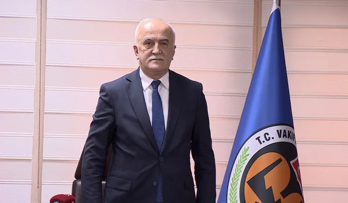 Vakıflar Genel Müdürü Burhan Ersoy’dan CHP’li Ekrem İmamoğlu’na belgeli ’Gezi Parkı’ cevabı