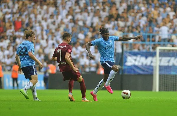 Adana’da 10 numara akşam! Temsilcimiz eksik kalmasına rağmen turladı! Adana Demirspor 2-1 Cluj