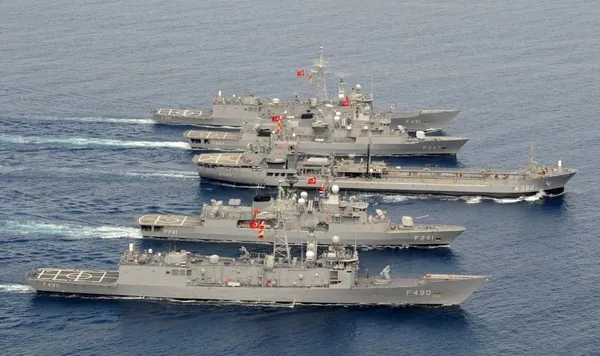 Türkiye’den 100 savaş gemisiyle gövde gösterisi! Hepsi İstanbul Boğazı’na inecek! Milyonları gururlandıracak an...