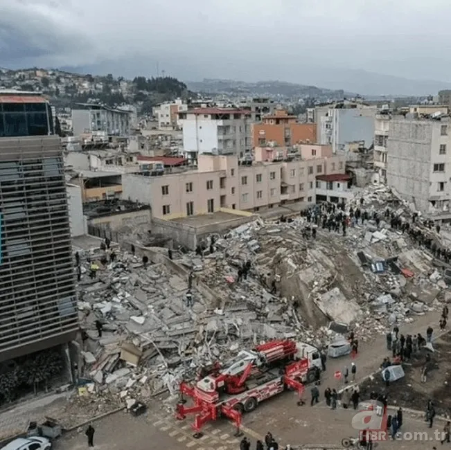10 ilde asrın felaketi! 30 saniyede yerle bir etti! Depremin öncesi ve sonrası… 15