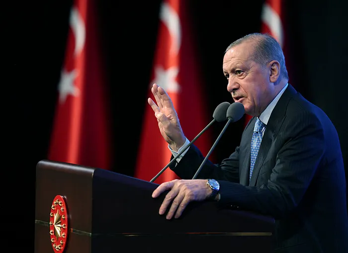 Başkan Erdoğan’dan gençlere peş peşe müjdeler: Her öğrenciye bir danışman atanacak