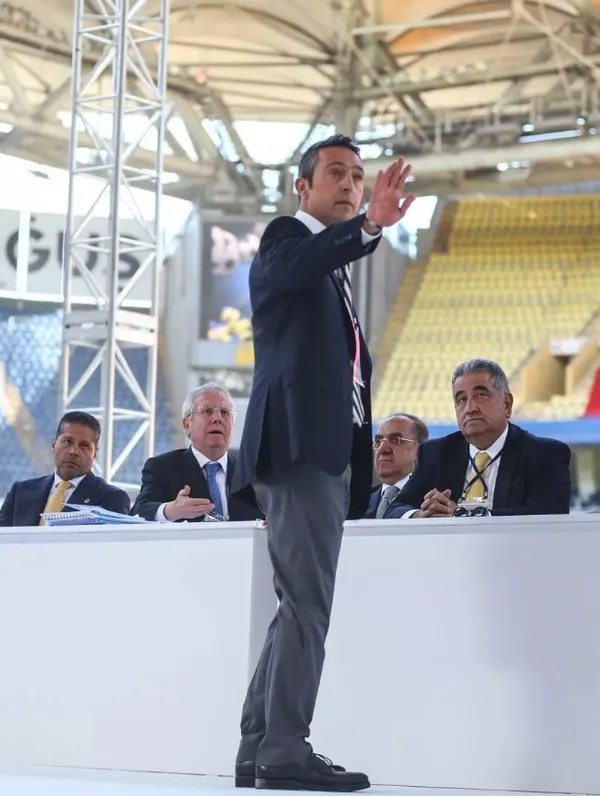 Aziz Yıldırım'dan Ali Koç'a kongre çağrısı: Başarısızlığı sahiplen