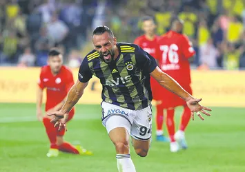 Vedat Muriç transferi kızıştı! Bir kulüp daha devrede