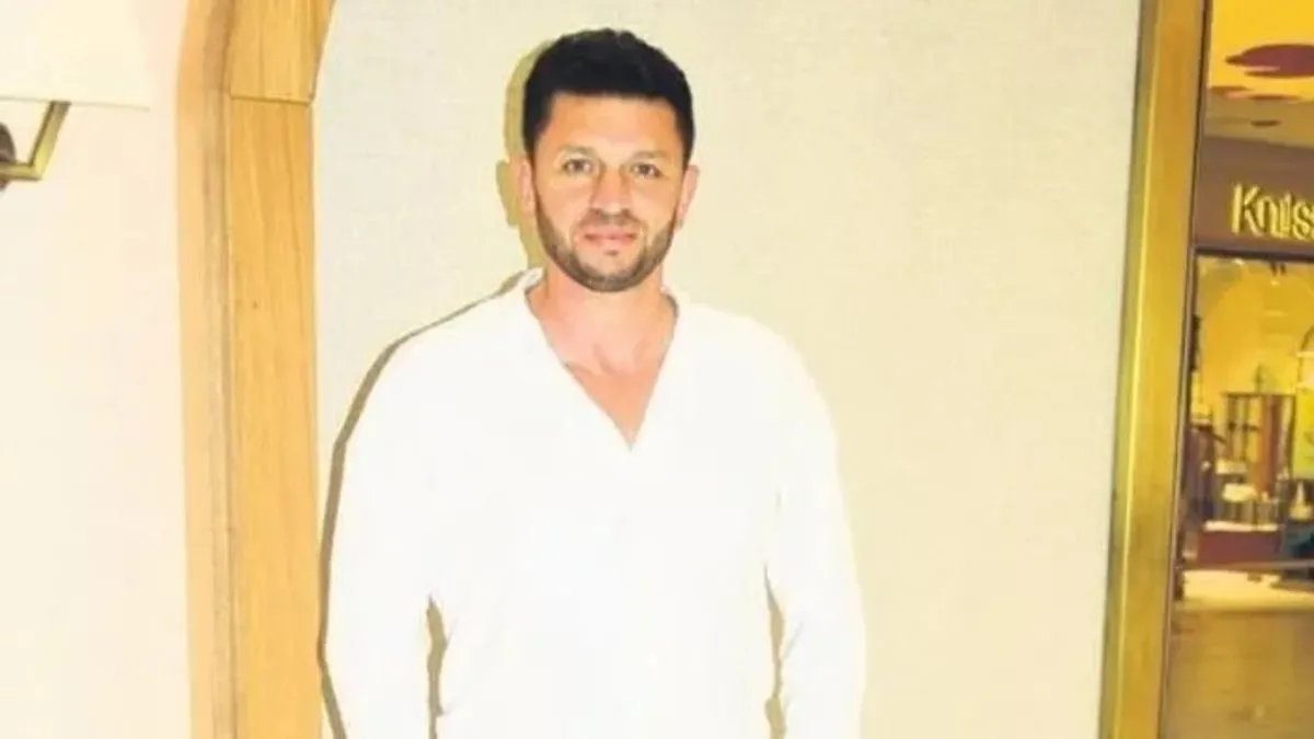 Popçuydu arabeskçi oldu