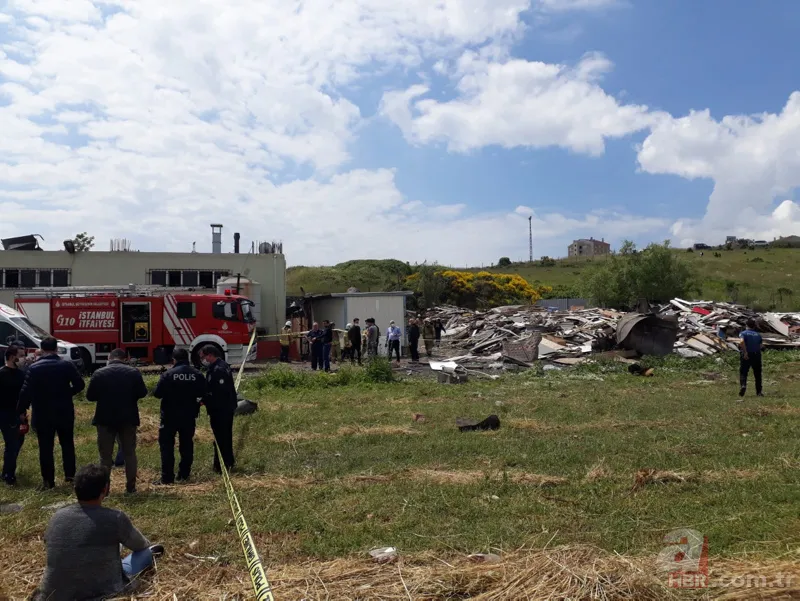İstanbul Başakşehir'de fabrikada patlama! Ortalık savaş alanına döndü: Ölü ve yaralılar var 6