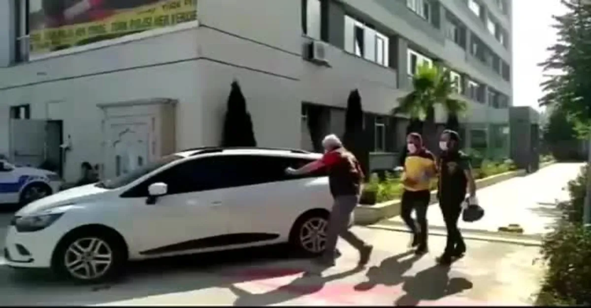 İstanbul’un 5 ilçesinde flaş uyuşturucu operasyonu! Cephanelik çıktı