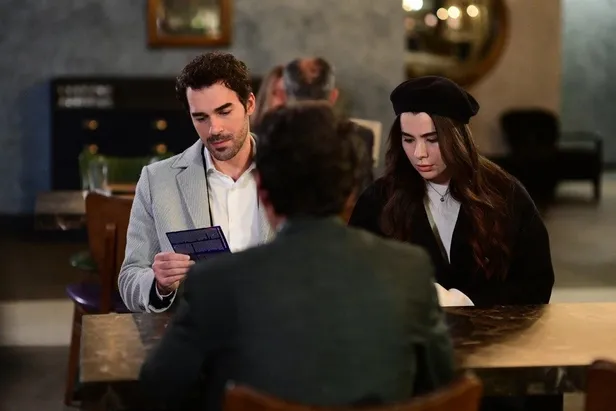 aldatmak-atv-canli-izle-aldatmak-17-bolum-full-hd-sifresiz-izle-oylum-ve-tolga-askinda-neler-olacak-19-ocak-at-1674149219035.jpg ALDATMAK ATV İZLE! Aldatmak 17. bölüm özeti! Oylum ve Tolga aşkında neler oldu? 19 Ocak ATV CANLI YAYIN - 4