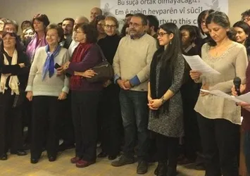 Skandal bildiriyi imzalayan 12 akademisyen açığa alındı