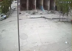 Malatya'da feci olay: Çıktığı aydınlatma direği sonu oldu