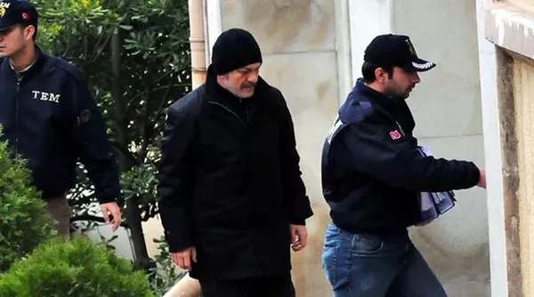 Son dakika: Kırmızı bültenle aranıyordu! Necip Hablemitoğlu suikastı zanlılarından firari emekli albay Mustafa Levent Göktaş Bulgaristan’da yakalandı