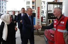 Başkan Erdoğan akaryakıt istasyonu çalışanlarını ziyaret etti!
