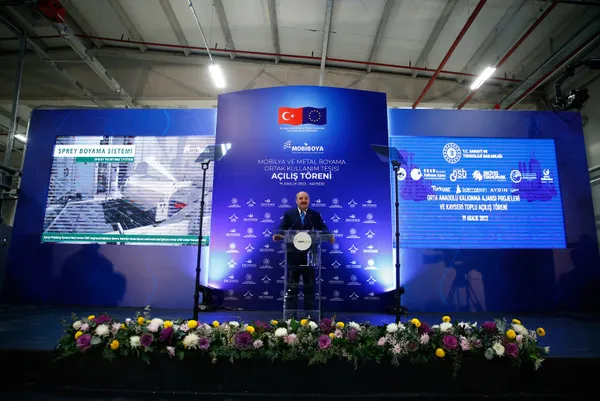 AK Parti’den Saraçhane Operasyonuna sert tepki! Meral Akşener ve Ekrem İmamoğlu’na sarılma eleştirisi: Tiyatroyu çok seviyor