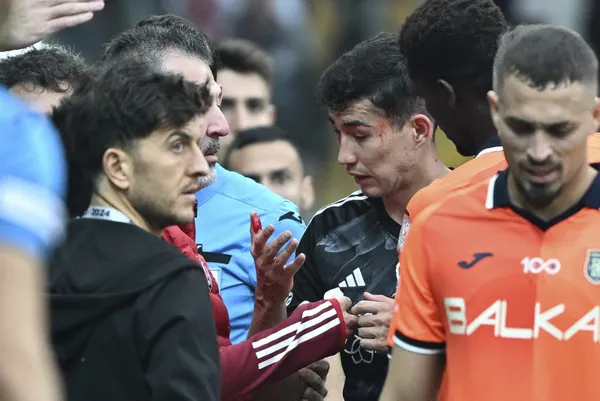 Beşiktaş'ta Bakhtiyor Zaynutdinov gelişmesi! Maskeyle geri döndü - 4