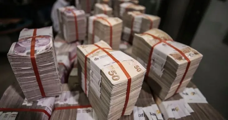EYT son dakika açıklaması! Emeklilikte Yaşa Takılanlar için hükümet düğmeye bastı
