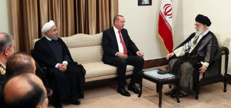 İran'da cuma hutbelerinde Türkiye ve İran uyarısı