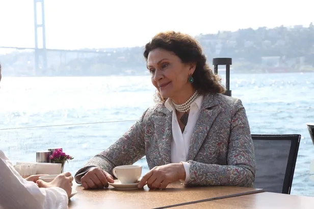 ates-kuslari-yeni-bolum-izle-atv-ates-kuslari-14-bolum-full-hd-kesintisiz-anlik-sifresiz-canli-seyret-gulayse-1682701393502.jpg ATEŞ KUŞLARI 15. bölüm fragmanı yayınlandı mı? ATV Ateş Kuşları 14. bölüm tamamını izle! Gülayşe, Barbaros'un duygularına ne diyecek? - 7