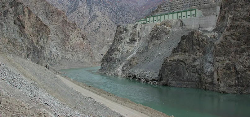 YUSUFELİ BARAJI ÖZELLİKLERİ: Yusufeli Barajı hangi akarsu üzerindedir? Türkiye'nin en büyük barajı yüksekliği kaç metre?
