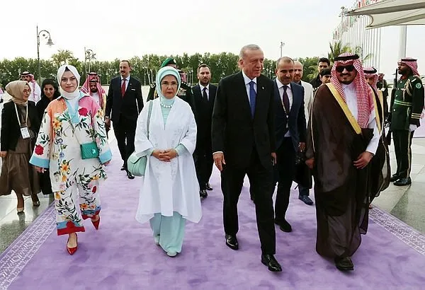 Başkan Recep Tayyip Erdoğan Suudi Arabistan’da böyle karşılandı! İşte o kareler...