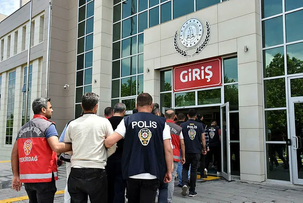 Son dakika: Tekirdağ merkezli HDK operasyonunda yeni gelişme: 29 kişi tutuklandı! Aralarında HDP'li isimler de var - 3