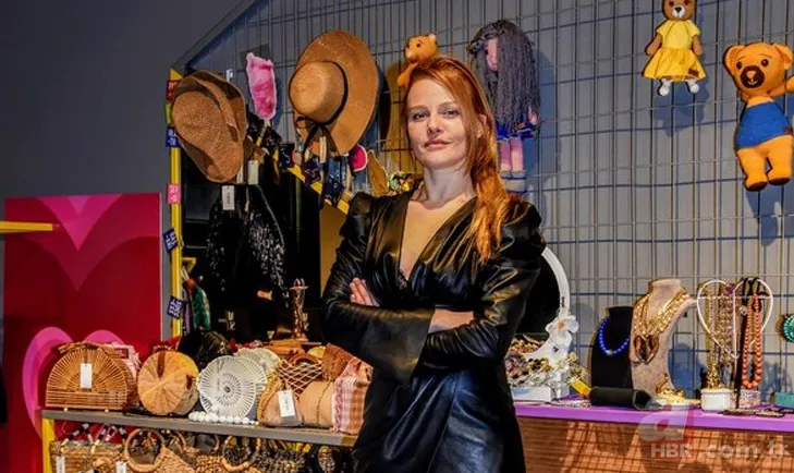 Eşkıya Dünyaya Hükümdar Olmaz'ın yeni yıldızı Naz Elmas'ın Oktay Kaynarca ile olan pozu olay oldu 1