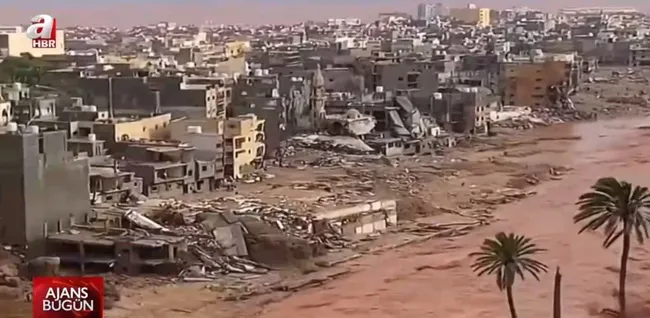 libyada-cesetler-kiyiya-vurdu-libyayi-vuran-kasirga-ve-sel-felaketinde-can-kaybi-6-bini-gecti-1694672969966.jpg Libya'da cesetler kıyıya vurdu! Libya'yı vuran kasırga ve sel felaketinde can kaybı 6 bini geçti - 9