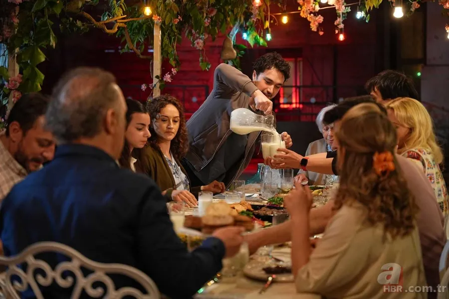 Unuttuğumuz aile sıcaklığı bu dizide geri geliyor! Aile Saadeti 16 Haziran’da atv'de! İlk bölümde neler olacak? 1