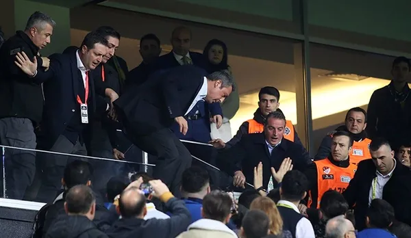 galatasaray-baskani-mustafa-cengizden-sert-sozler-ali-koc-sen-haddini-bileceksin-1610388710362.jpg Galatasaray Başkanı Mustafa Cengiz'den sert sözler! "Ali Koç sen haddini bileceksin!" - 6