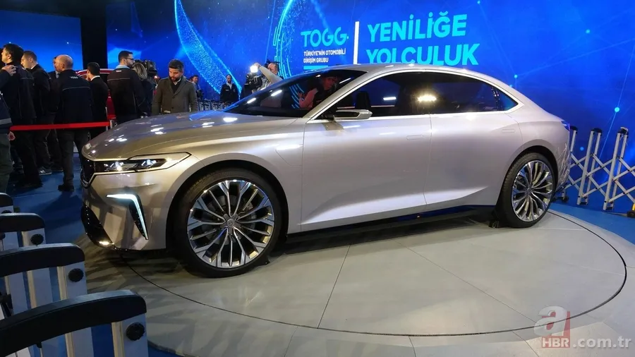 TOGG’un sedan modelinin ne zaman yollara çıkacağı belli oldu! TOGG CEO’su Gürcan Karakaş tarih verdi 11