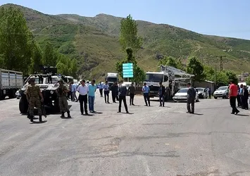 Polis noktasına saldırı!.. 3 PKK'lı terörist öldürüldü, 3 vatandaş yaralı!