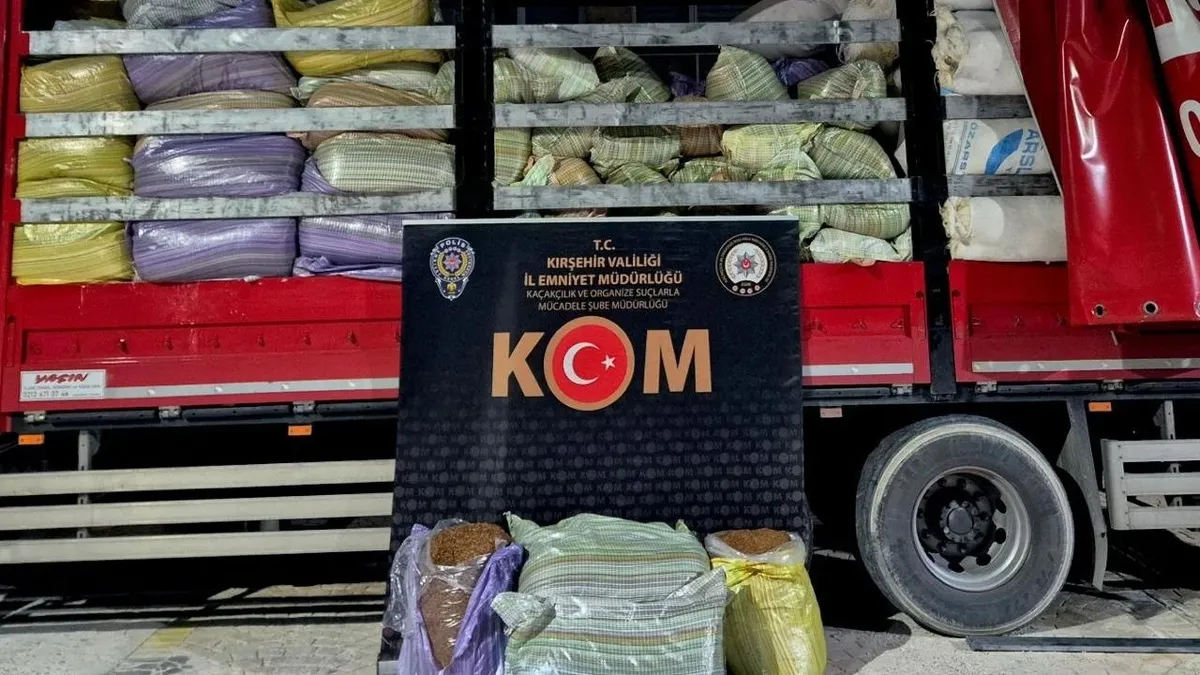 Kırşehir'de 5 ton kaçak tütün ele geçirildi!