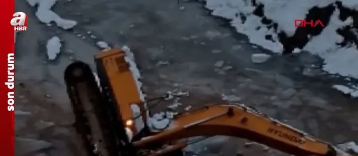 Ataşehir’de feci olay! İş makinesi böyle devrildi: Operatör hayatını kaybetti