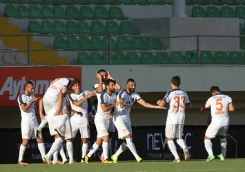 Medipol Başakşehir en iyi sezonunu geçiriyor