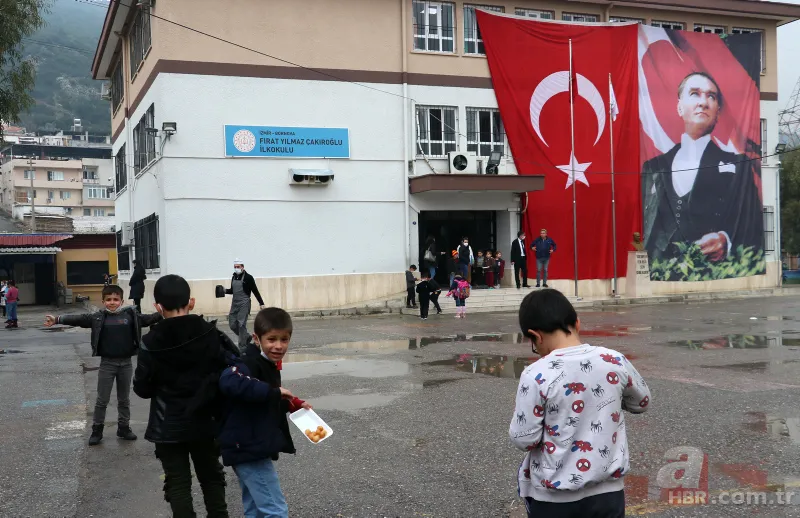 Şehit Fırat Çakıroğlu ölümünün 7. yılında mezarı başında anıldı 1